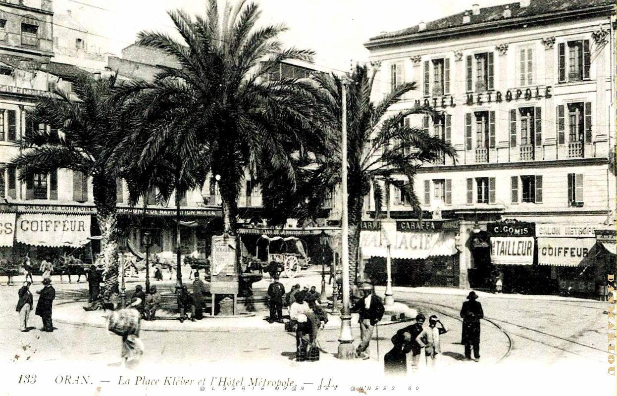 Oran - Place Kleber et Hotel Metropole.jpg